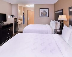 Otel Relax And Unwind! 4 Comfortable Units, Free Breakfast, Walk To Convention Center (South San Francisco, ABD)