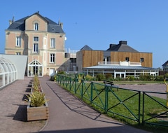 Hotel Châlets Les Tourelles (Asnelles, Francuska)
