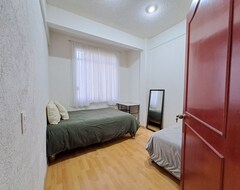 Cijela kuća/apartman 4 Rooms In A Shared House. Ideal For Large Groups (Nezahualcóyotl, Meksiko)