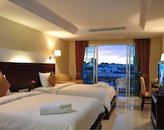 Hotel August Suites (Pattaya, Thailand)