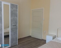 Entire House / Apartment Veselyi Domik (Zrenjanin, Serbia)