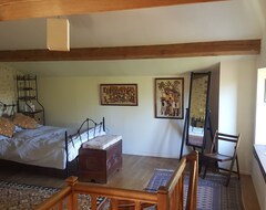 Cijela kuća/apartman New Listing Peaceful Rural Retreat For Family-friendly Holidays. (Moussac, Francuska)