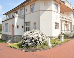 Toàn bộ căn nhà/căn hộ Apartment Fritz In The Villa Hünlich With A View Of The Rondell In Upper Lusatia (Wilthen, Đức)