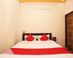 Hotelli OYO 28867 Hotel Rock Star (Faridabad, Intia)