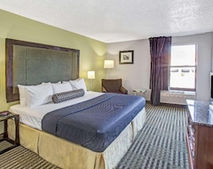 Hotel Days Inn By Wyndham Great Lakes - N. Chicago (North Chicago, USA)