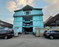 Khách sạn Spot On Losmen Bahalap Syariah Marabahan (Barito Kuala, Indonesia)