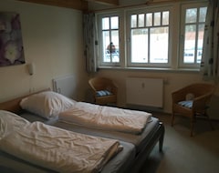 Hele huset/lejligheden Apartment For 4 Persons + 1 Child (Ostseebad Laboe, Tyskland)