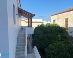 Toàn bộ căn nhà/căn hộ Tsakos House/ Studio (Monemvasia, Hy Lạp)