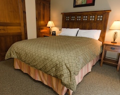 Khách sạn Soaring Eagle Lodge (Snowshoe, Hoa Kỳ)