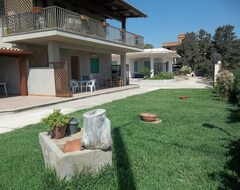 Cijela kuća/apartman San Lorenzo Apartment In Villa 100M From The Sea - Air Conditioned (Noto, Italija)