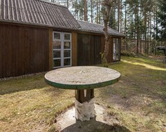Toàn bộ căn nhà/căn hộ Countryside Holiday Home In Kolind With Fireplace (Rønde, Đan Mạch)