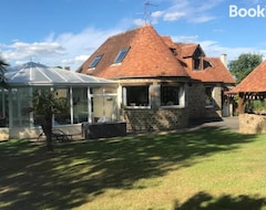 Koko talo/asunto Maison Avec Piscine Au Coeur De La Suisse Normande (Aubusson, Ranska)