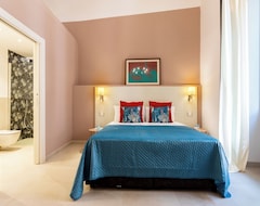 Hotelli Magnini Rooms (Cagliari, Italia)