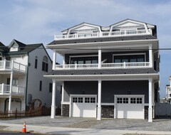 Hele huset/lejligheden Pool....pool....pool! Brand New Tom Welsh Townhome In The 50th Street - Block (Sea Isle City, USA)