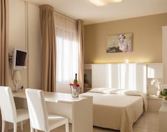 Suite Hotel Elite (Bolonia, Italia)