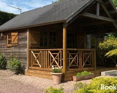 Toàn bộ căn nhà/căn hộ Chalets En Normandie (Beaufour-Druval, Pháp)