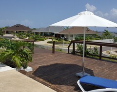Khách sạn Ocho Rios Under The Palms Ii (Ocho Rios, Jamaica)