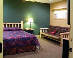 Double JJ Resort (Rothbury, USA)