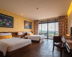 Khách sạn Superior Sea View Room (s2) (Karon Beach, Thái Lan)