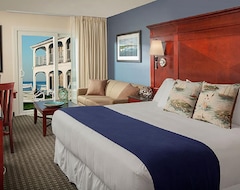 Ocean Mist Beach Hotel and Suites (South Yarmouth, USA)