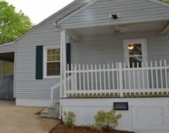 Entire House / Apartment Cozy Cottage - Travelers Or Contract Workers Welcome (Stoneville, USA)
