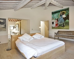 Hotel Cosy Apartment In Villa With Wifi, A/c, Pool, Tv, Patio, Washing Machine, Panoramic View, Parking (Pescaglia, Italien)