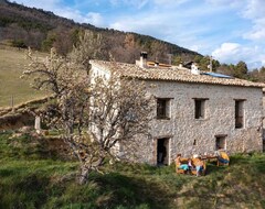 Casa rural A Lovely Quiet Basic Farmhouse In The Alpes Hautes Provence. (Amirat, Pháp)