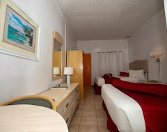 Khách sạn Hotel Point Salines (St George's, Grenada)