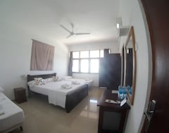 Hotelli Coral Seas Beach Hikkaduwa (Hikkaduwa, Sri Lanka)