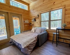 Koko talo/asunto New, Secluded Tiny Cabin On 23 Acres In The Woods-trail To Lake-pet Friendly (Elberton, Amerikan Yhdysvallat)