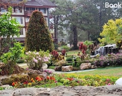 Hotelli 1 Bedroom Suite, 2 King Bed At The Forest Lodge, Camp John Hay Suites (Baguio, Filippiinit)