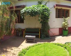 Casa/apartamento entero Roam Alone Roomstay near International airport (Mangalore, India)