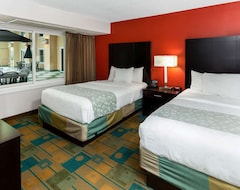 Khách sạn La Quinta Inn & Suites Milwaukee Bayshore Area (Glendale, Hoa Kỳ)