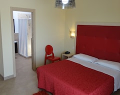 Khách sạn Hotel Sole (Lampedusa, Ý)