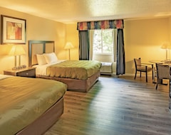 Hotel Quality Inn & Suites Woodstock near Lake Geneva (Woodstock, USA)