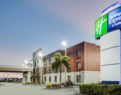 Holiday Inn Express Hotel & Suites Clewiston, an IHG Hotel (Clewiston, ABD)