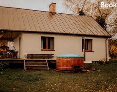 Entire House / Apartment Osmolicka Chatka (Ryki, Poland)