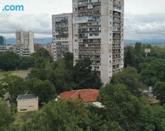 Hele huset/lejligheden Newly Renovated 2 Bedroom Apartment In Sofia (Sofia, Bulgarien)