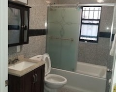 Tüm Ev/Apart Daire Comfortable Quality Cribs - 2nd Floor (Queens, ABD)
