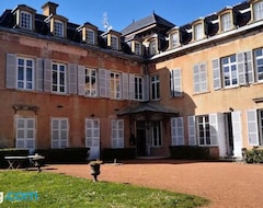Hele huset/lejligheden Appartement Chic Et De Caractere ! (Saint-Cyr-au-Mont-d'Or, Frankrig)