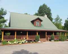 Cijela kuća/apartman New! Weatherwood - Gorgeous Luxury Log Cabin! (Copemish, Sjedinjene Američke Države)