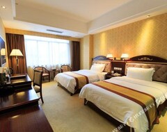 Khách sạn Huadong Grand Hotel (Laibin, Trung Quốc)