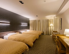 Khách sạn Hotel Edel Warme (Furano, Nhật Bản)
