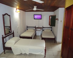 Khách sạn Hotel Nueva Granada (Santa Marta, Colombia)