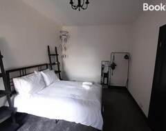 Tüm Ev/Apart Daire Chic 5 Double Bedroom House - 15 Min To Manchester (Manchester, Birleşik Krallık)