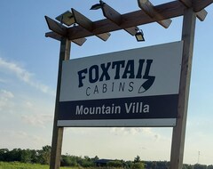 Khách sạn Foxtail Cabins (Moravia, Hoa Kỳ)