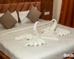 Hotel Virasat By BookingCare (Chhatarpur, Indien)