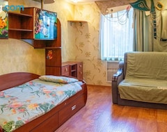 Entire House / Apartment Kvartira Po Ulitsie Bolshaia Vasilkovskaia, 145/1 (Kiev, Ukraine)