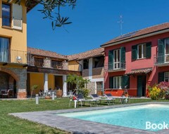 Toàn bộ căn nhà/căn hộ Villa La Martina (Canelli, Ý)