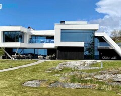 Tüm Ev/Apart Daire Unique Villa By The Norwegian Coast. Private Spa (Fjell, Norveç)